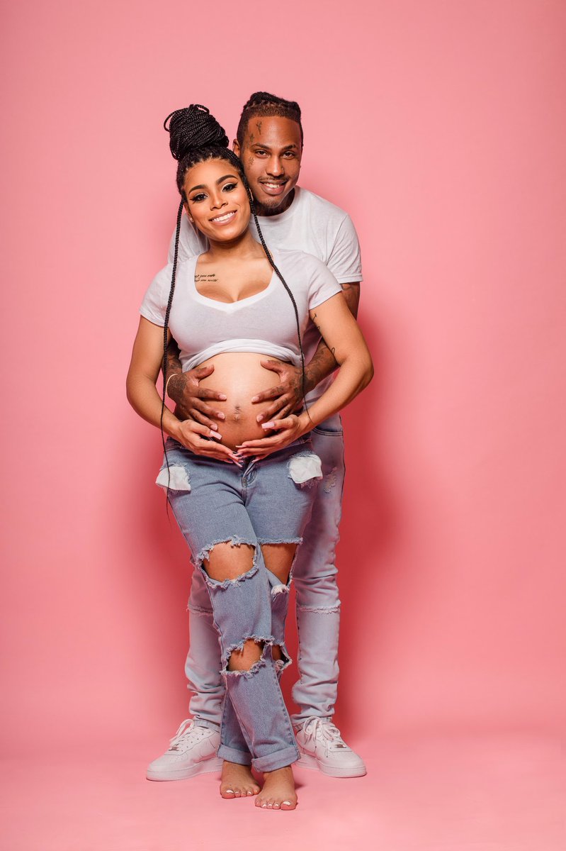 LIFEWITHALEXISS's tweet photo. "Ten little fingers, ten little toes. With love and grace, our family grows. This precious soul, so sweet and new. This little life, a dream come true." 🥺💓 https://t.co/dQ9LMsYDhd