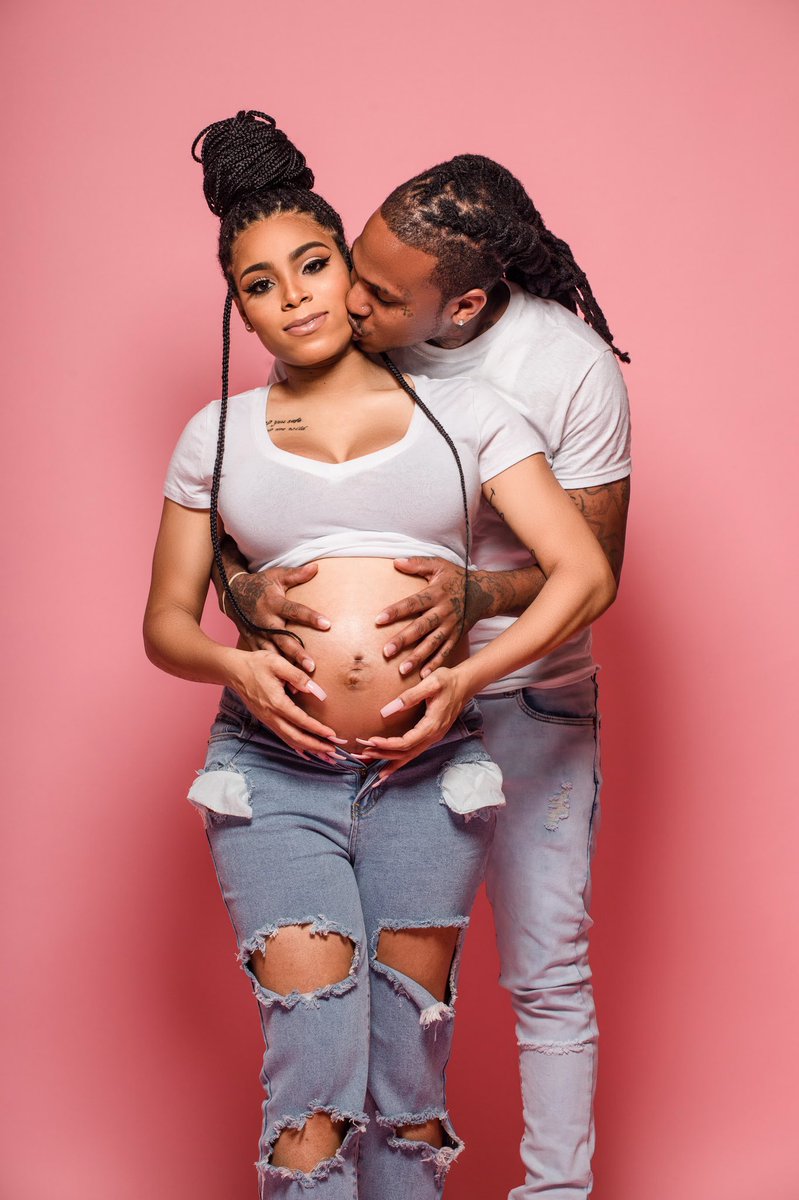 LIFEWITHALEXISS's tweet photo. "Ten little fingers, ten little toes. With love and grace, our family grows. This precious soul, so sweet and new. This little life, a dream come true." 🥺💓 https://t.co/dQ9LMsYDhd