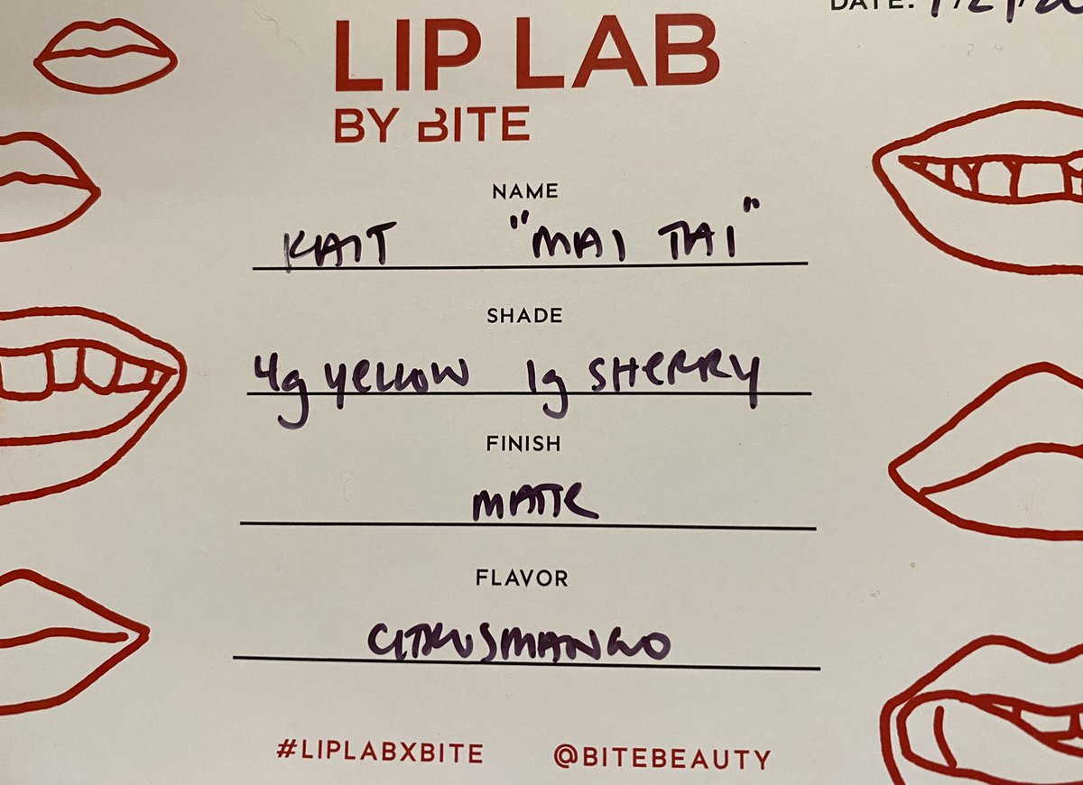 beautibean's tweet photo. the most perfect clementine orange 🍊
—
I got to try out @bitebeauty’s new lip lab at home and created this custom shade that I can’t stop wearing. Swipe for the formula so you can recreate this orange dream. I already have my next shade idea planned 😸
—
#liplabxbite #bitebeauty https://t.co/OHzgSLWQxG