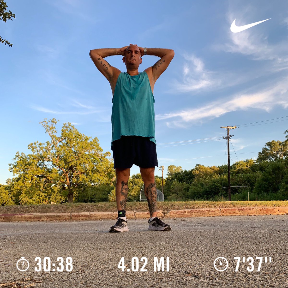 T_MONEY_TX's tweet photo. Ran 4.02 miles with Nike Run Club.. Wolfpack Running Group Wednesday at Olmos.. no matter what level or the experience.. Just put them shoes on and show up.. Good Push Today! Happy B day @GABruns4fun
#hokaoneone #wolfpackrunning #wolfpackrunningtx #wolfpackrunningsa https://t.co/4E2AJdfp6D