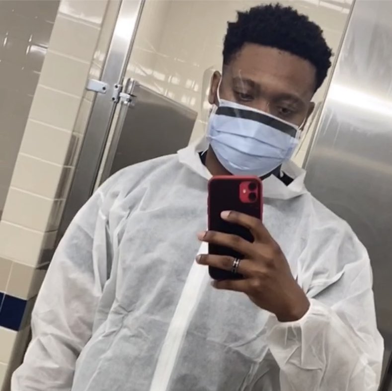FucienAriel's tweet photo. Got the amazing opportunity this week to see a total knee replacement and a heart bypass surgery (CABG) during my institutional APPE rotation. #pharmacy #Pharmdloading #PharmD  #student https://t.co/SRredBtSD9