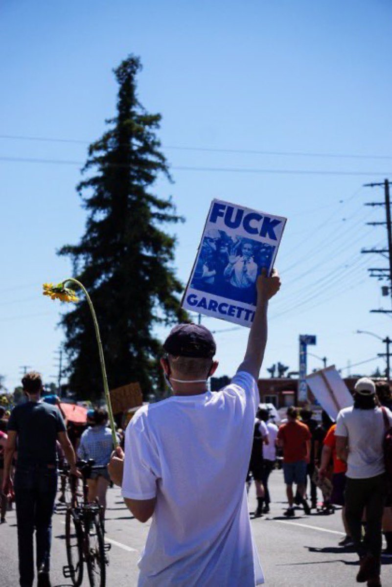 A fuck Garcetti sign in the wild