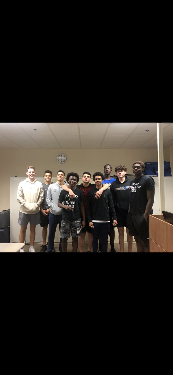 loveimoben's tweet photo. @BallerMomTexas @CoachColeman23 @AssaultSouthern @baslaughter2 @MacadoryNathan @ballerdadtx We were also fortunate to find a group of coaches who understand that they have to teach the game @Texasimpact413 https://t.co/v0gjKbzrY4