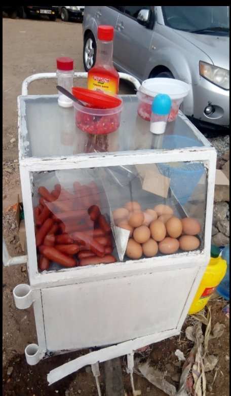 BazengaaKE's tweet photo. Am giving a push to businesses today. What can 1k do to your start up fellow youth? Is it that Mandazi, Mayai/Smokie or any biz? #BazengaSupports goes to 10 guys, 1k each in support of their biz in these tough economic times. Retweet widely.
#Kirinyaga1MillionEggs
#JichoPevuChina https://t.co/NUG11nNIEE