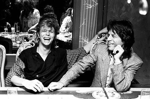 harry styles and louis tomlinson as mick jagger and david bowie, a thread