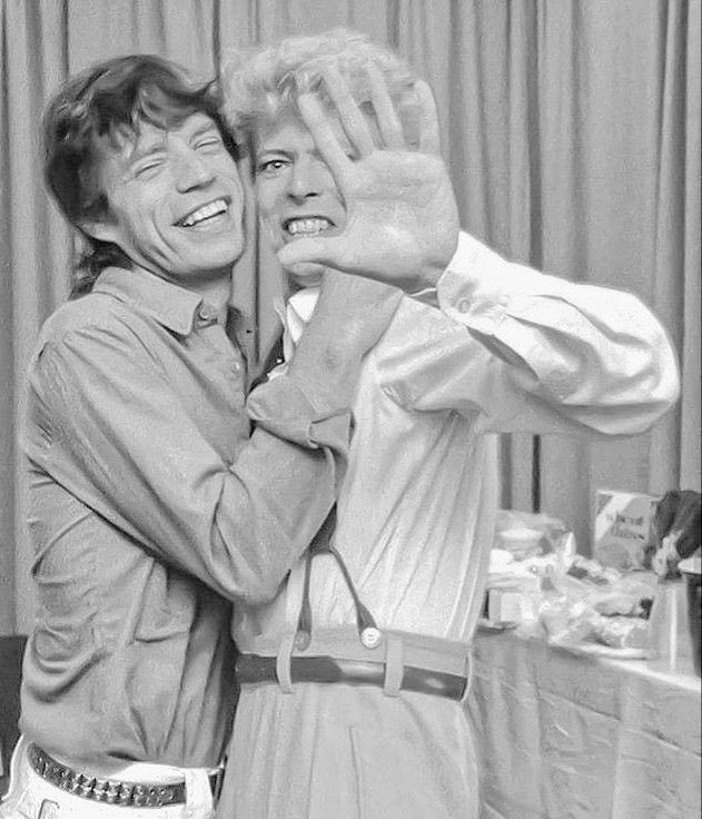 harry styles and louis tomlinson as mick jagger and david bowie, a thread