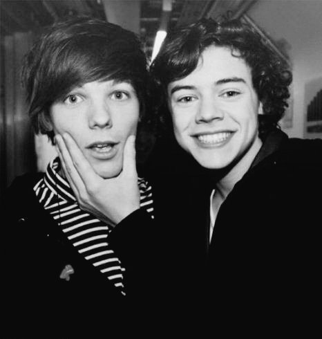 harry styles and louis tomlinson as mick jagger and david bowie, a thread