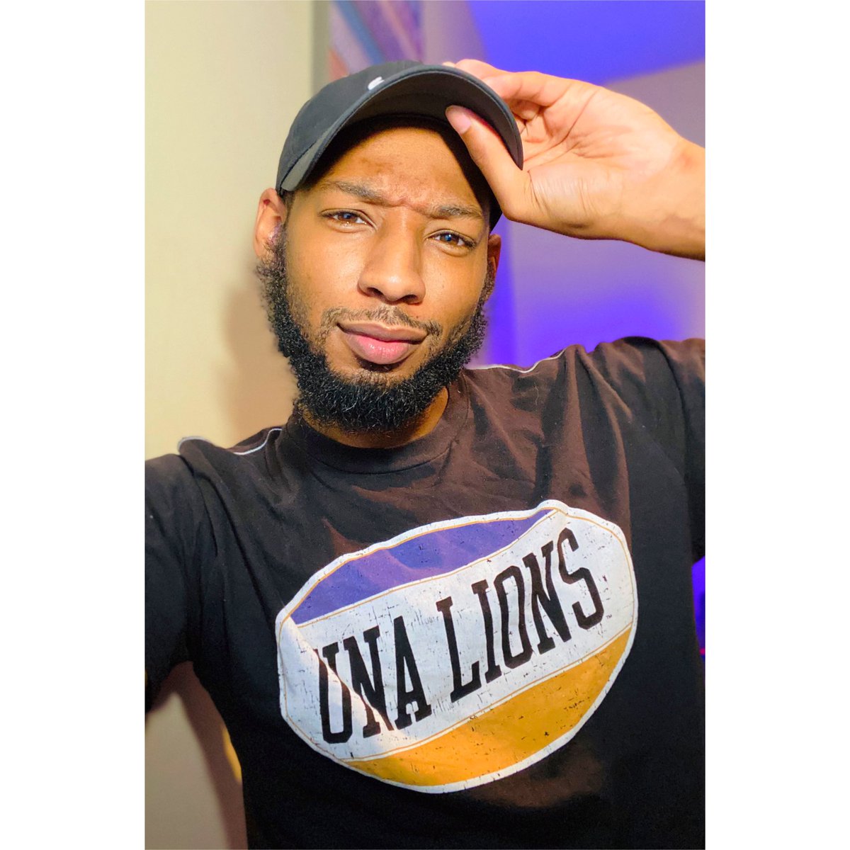 tevin_diQuan's tweet photo. I’m a Lion again. #UNA, y’all miss me? 💜💛 #LetsGetThisDegree #RoarLions https://t.co/pGageElRhV