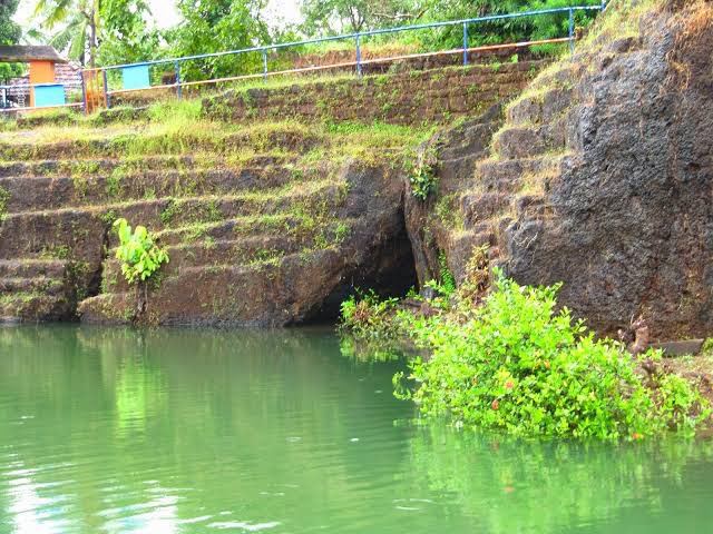  Anantha Lake Temple’s Sanctum Sanctorum is in 2 Acres lake gifted with perennial supply of pure spring water also has a cave Thro which Bhagwan AnanthaPadmanabha went all way to Thiruvananthapuram. The Temple’s Stone wall is like a serpent with its hoods spread3/5