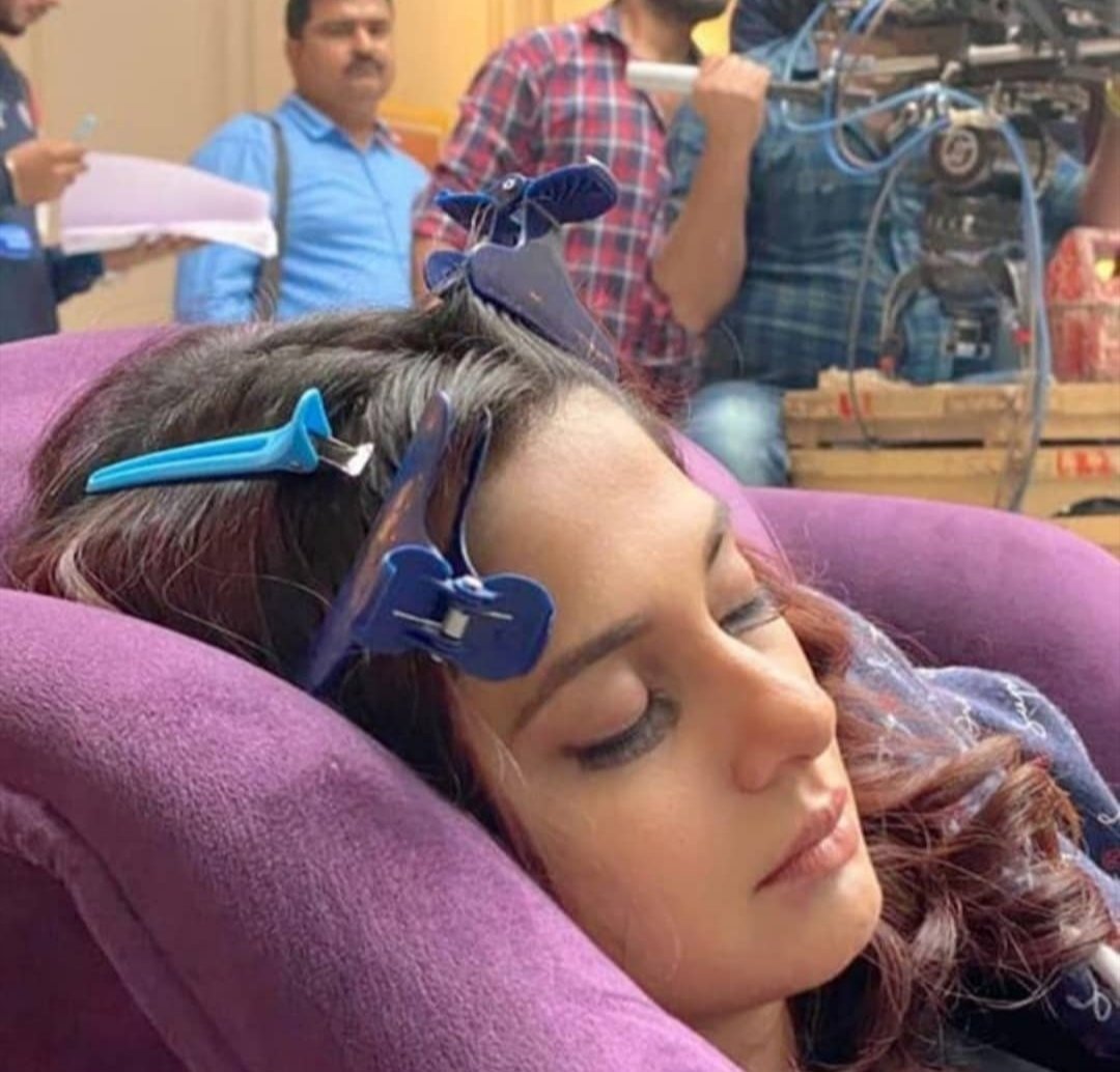 Day 20 - sleeping #jenniferwinget  #beyhadh  #beyhadh2  #bepannaah  #CodeM  #MayaAgain  #Saraswatichandra  #Maya  #DillMillGayye  @jenwinget