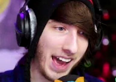 Kreekcraft On Twitter I M In Scarce S New Video Along With Denis And Other Roblox Youtubers I Regret My Dumb Thumbnail Now Lol - denis and other roblox youtubers stupid thumbnail for youtube roblox Kreekcraft On Twitter I M In Scarce S New Video Along With Denis And Other Roblox Youtubers I Regret My Dumb Thumbnail Now Lol - stupid thumbnail for youtube roblox