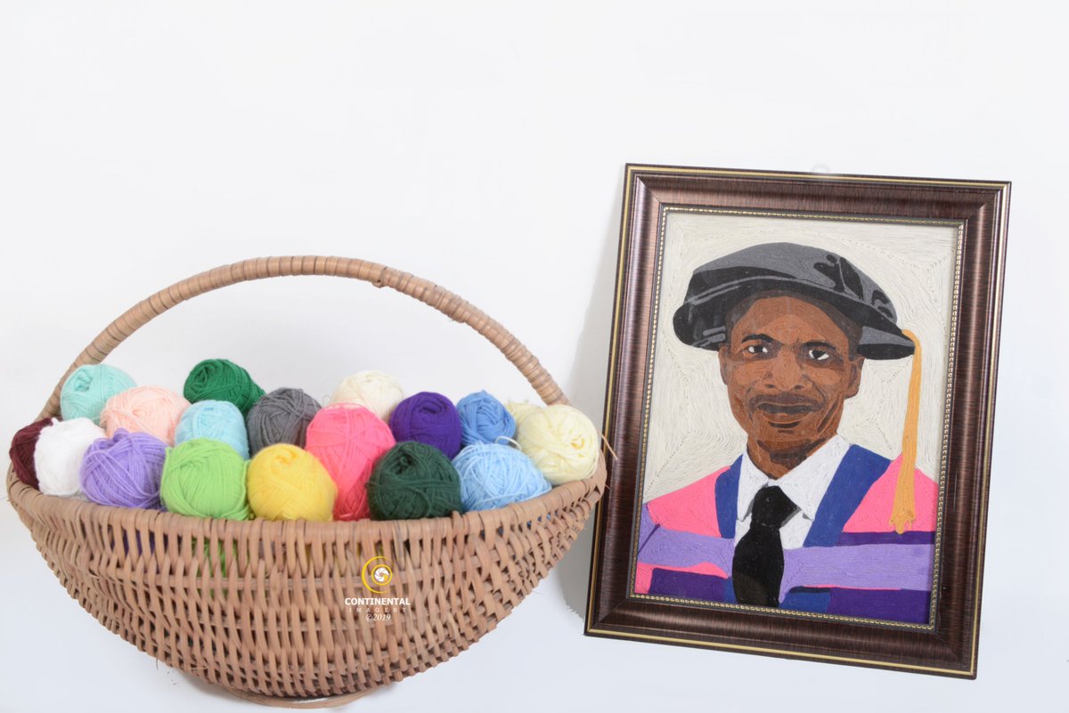 AlaoRuth2's tweet photo. I'm super proud of myself as a yarn artist β€οΈ. I make portraits with wool only.
Myself, my wool and my work.
Follow me to see more!!!
#Madewithwool #YarnDesignsIt #CocozzyDidIt #textiles #art https://t.co/40ZGMPjao6