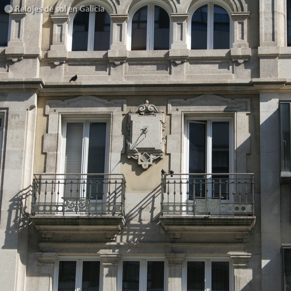 relojesdesolgal's tweet photo. #Relojdesol en el municipio de #Vigo (#Pontevedra)
#Reloxodesol no #concellodeVigo (#PO)
#gnômon #rellotgedesol #eguzkierlojua #relódesol #relógiodesol #sundial #sonnenuhr #cadransolaire #orologiosolare #aurinkokello #forja #forxa #forging #vigocentro #comarcadevigo #galicia https://t.co/QiLQ8bodpH