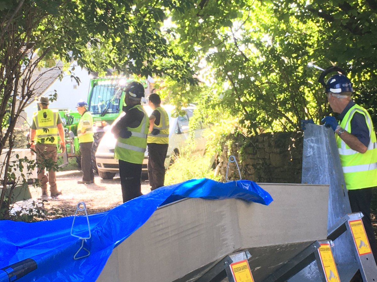 wifo_ea's tweet photo. Great to be out with the team again. Hinksey Temporary Defence Deployment exercise. #Hinksey #Oxford ⁦@MariaHerlihyEA⁩ @MarkHill03 ⁦@JamesBevanEA⁩ ⁦@EmmaHowardBoyd⁩ @Jennifer_Hil1 https://t.co/ByCmVyPtEG