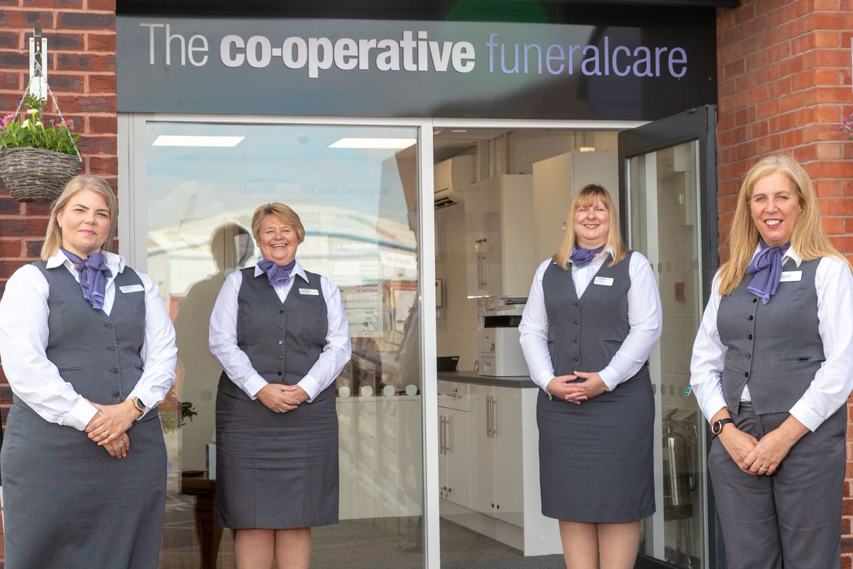 Our new booking office at Castle Donington has moved from the outdoor 'pod' to a unit inside our supermarket at Station Road. Kate, our Funeral Director, is excited to be returning to her role after supporting her family during some challenging moments:

updates.centralengland.coop/funeral-direct…