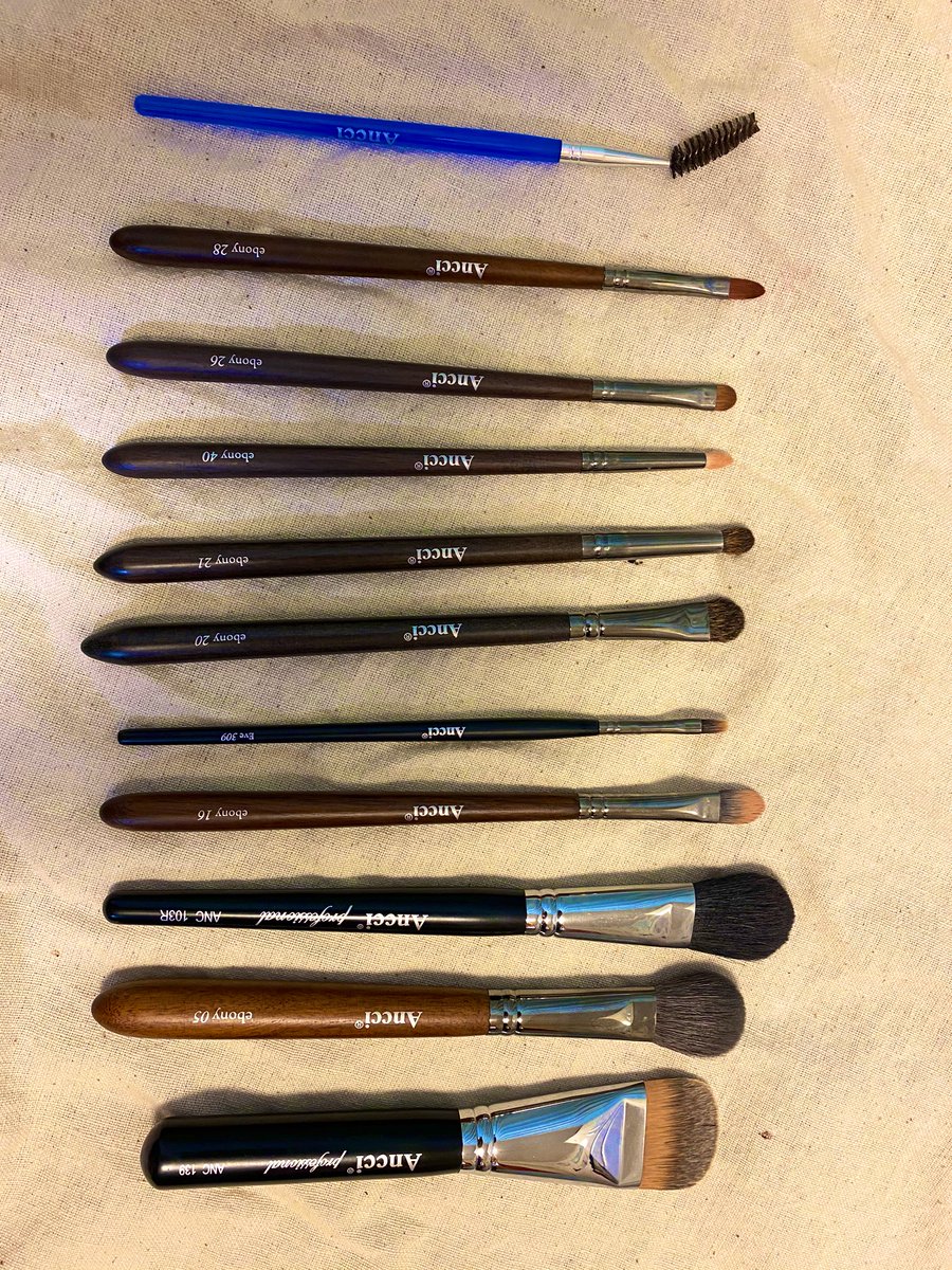 mokamokaorange's tweet photo. アンシブラシを10本買って1ヶ月使った私の感想メモ📝

まず、⭐️ブラシを買うにあたって参考にしたもの
・@anccibrush_jp のTwitter、instaglam、YouTube(どんなブラシがあって、どんな風に使うのかがわかりやすい！)
・@8LDK1 の動画(YouTubeで検索をかけた https://t.co/pGKiOMA6dQ