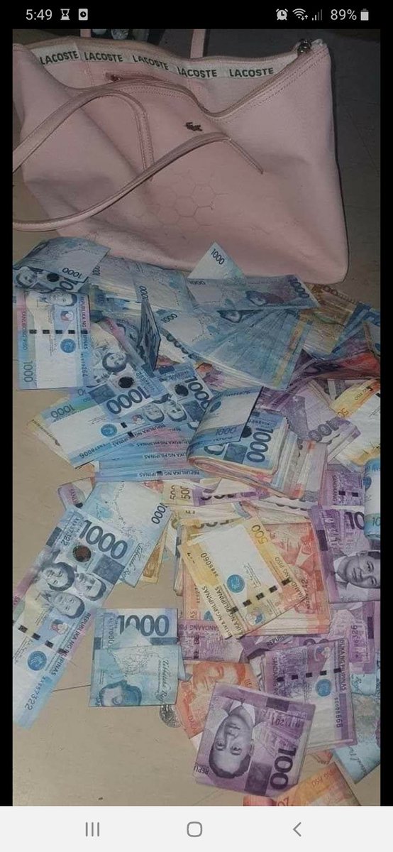JayApostol3's tweet photo. Lord penge ganitong pera. 😅😅 https://t.co/JgxLjfg2xc