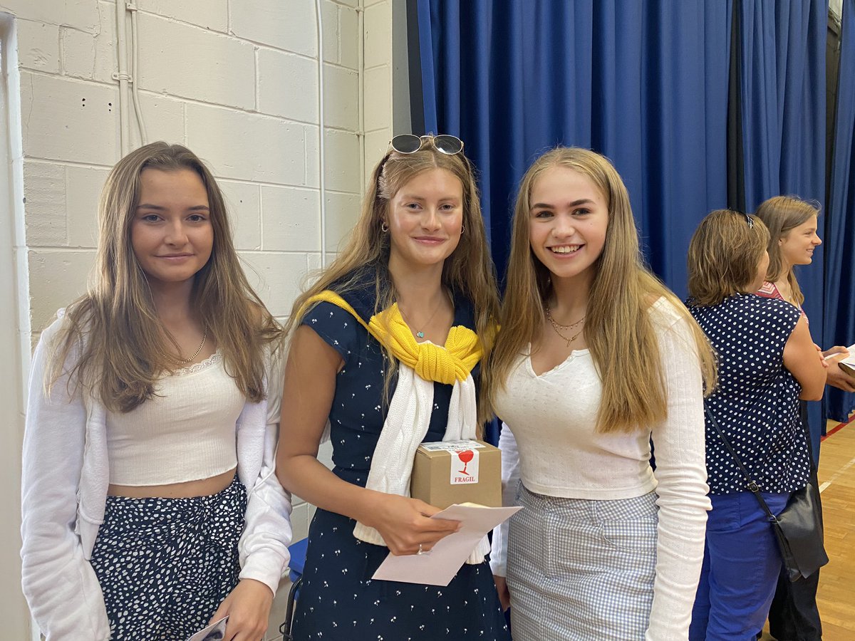 ShrewsburyHigh's tweet photo. How wonderful to have clarity this morning so that our Year 11s could celebrate their superb #gcseresults with their families. Incredibly proud of this brilliant year group! @GDST #wheregirlslearnwithoutlimits @ShropshireStar @lisaobrien_Star #Shrewsbury https://t.co/m90tDBKnpY
