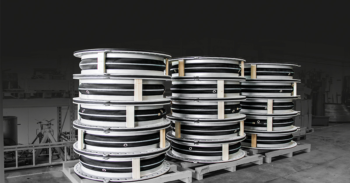 Aside from high quality Metallic #Expansionjoints, Belman actually also supplies high quality Rubber Expansion Joints. These 15 pcs. DN1200 Rubber Expansion Joints are provided to a desalination plant in the Middle East and they are part of a project containing in total 51 pcs.