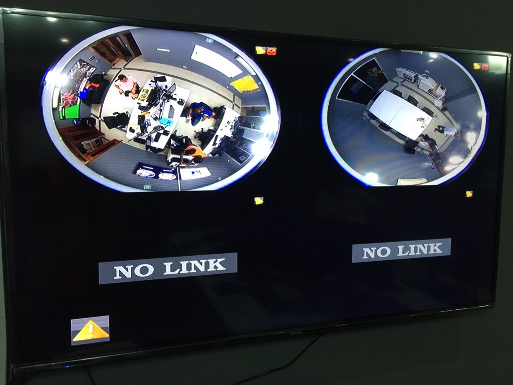 the__oladele's tweet photo. You do not need to break bank to have basic automation and access systems in your home, office or your facility?

Let’s start with top quality CCTV and Remote Surveillance System.... •Clear pictures
•360° 
•Remote viewing
•Compact storage
From 38,500 naira only

Kindly RT https://t.co/SLUOZitkiJ