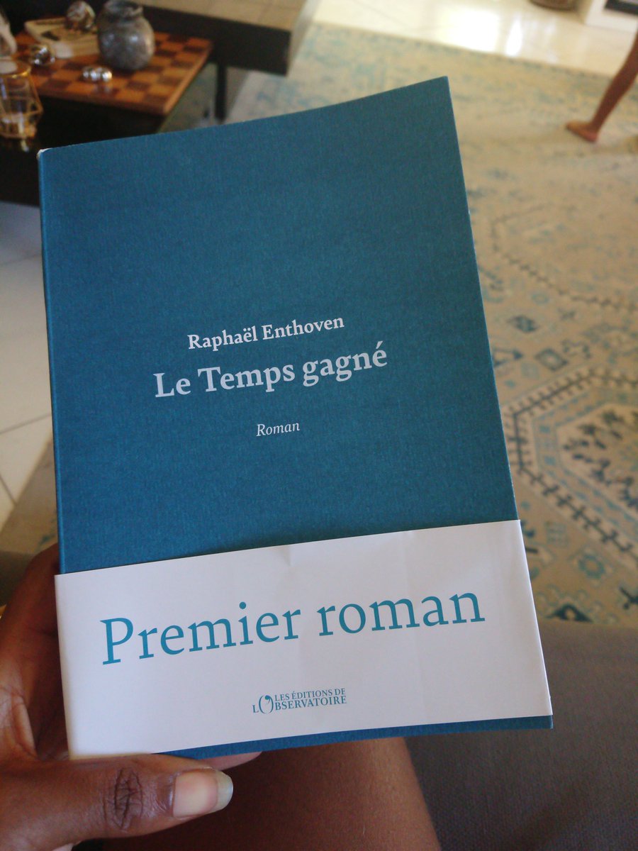 Je l'ai, je l'ai 😁🤩 !!!!!! Merci à <a href="/SebSheperd/">Popcornoman</a> pour ce joli cadeau 🙏 ... Hâte de plonger dans le premier roman de <a href="/Enthoven_R/">Raphaël Enthoven</a> 🤩