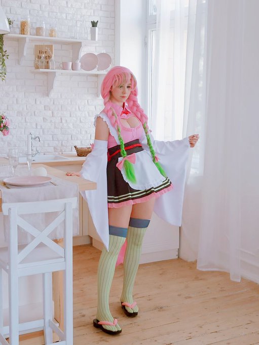 Kimetsu no Yaiba Maid Nezuki and Mitsuri shoot backstages 🌸 Nezuko https://t.co/26O0Aj2HTg   #cosplay<a href="/tag/backstage"class="tags"><span>#backstage</span></a><a href="/tag/cosplay"class="tags"><span>#cosplay</span></a><a href="/tag/%E9%AC%BC%E6%BB%85%E3%81%AE%E5%88%83"class="tags"><span>#鬼滅の刃</span></a><a href="/tag/nezuko"class="tags"><span>#nezuko</span></a><a href="/tag/mitsurikanroji"class="tags"><span>#mitsurikanroji</span></a>