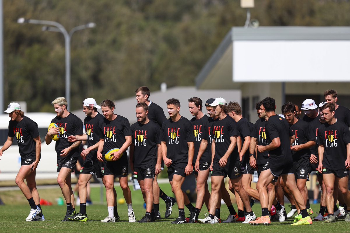 CollingwoodFC's tweet photo. ✊🏾 @clothingthegap ✊🏾 https://t.co/0WGwLSlnGW