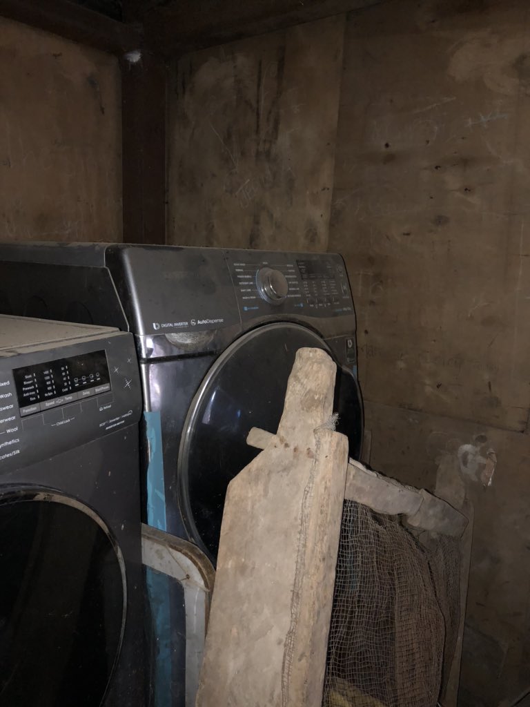 itssoulo's tweet photo. Good Samaritan Childrens Home in Mathare has these three broken down Waching Machines that we’re donated last year. . They currently have 120 kids and are looking for a well wisher to help them get them fixed. Kindly retweet and help them. #VEKCares #Pamojamilele https://t.co/u8dcEsTT7s