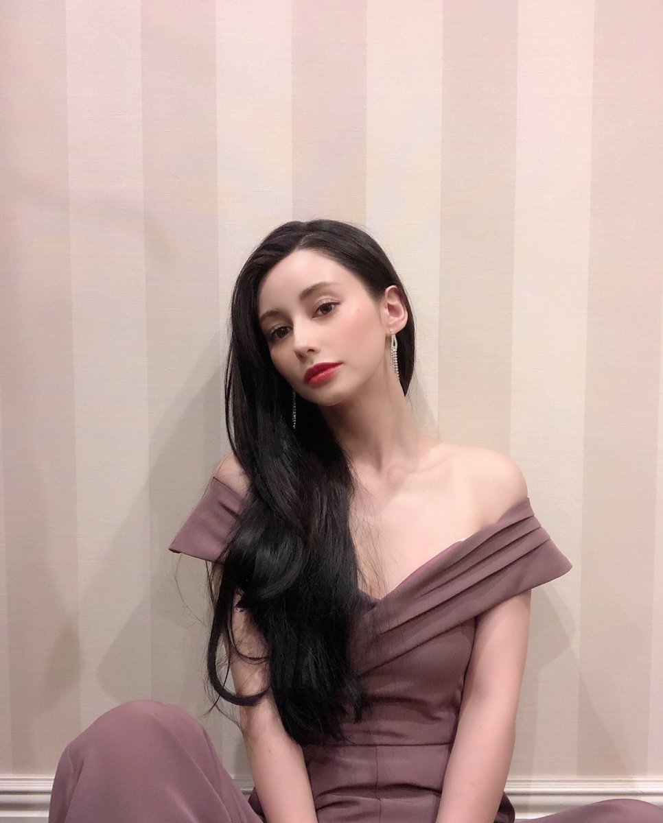 ダレノガレ明美 お可愛いドレス ダレノガレ明美 お可愛いドレス