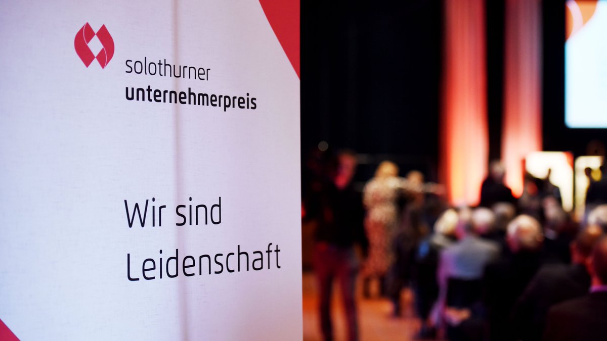 Die Bewerbungsfristen für den Solothurner Unternehmerpreis #SUP21 werden bis am 18. September verlängert. Gesucht sind krisenresistente Unternehmen und erfolgreiche Newcomer. Jetzt bewerben! unternehmepreis.so.ch <a href="/KantonSolothurn/">Kanton Solothurn</a> @sohk_ch <a href="/kgvSolothurn/">KGV Solothurn</a>