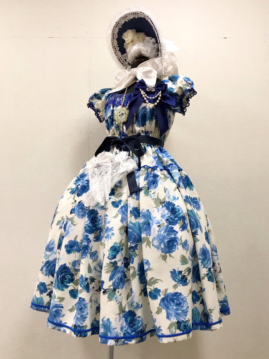 Uzivatel Atelier Pierrot Na Twitteru 8 21発売 Enchantlic Enchantilly ノスタルジアローズワンピース 25 800 Tax カラー 白 青薔薇 黒 薄紅薔薇 夏にサラッと1枚で着られるアイテムです 原宿店 大阪店にてサンプル展示中 Online Store