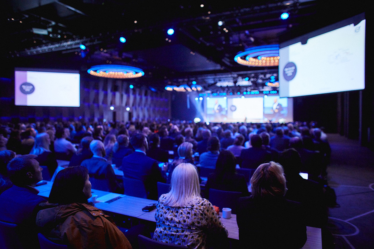 Interessert i modernisering av kundeopplevelser, betalingsformidling og robotisering av rådgivning? Bli med på Livestreame av FinDig2020 // SE HELE PROGRAMMET HER: hubs.ly/H0tSGv80