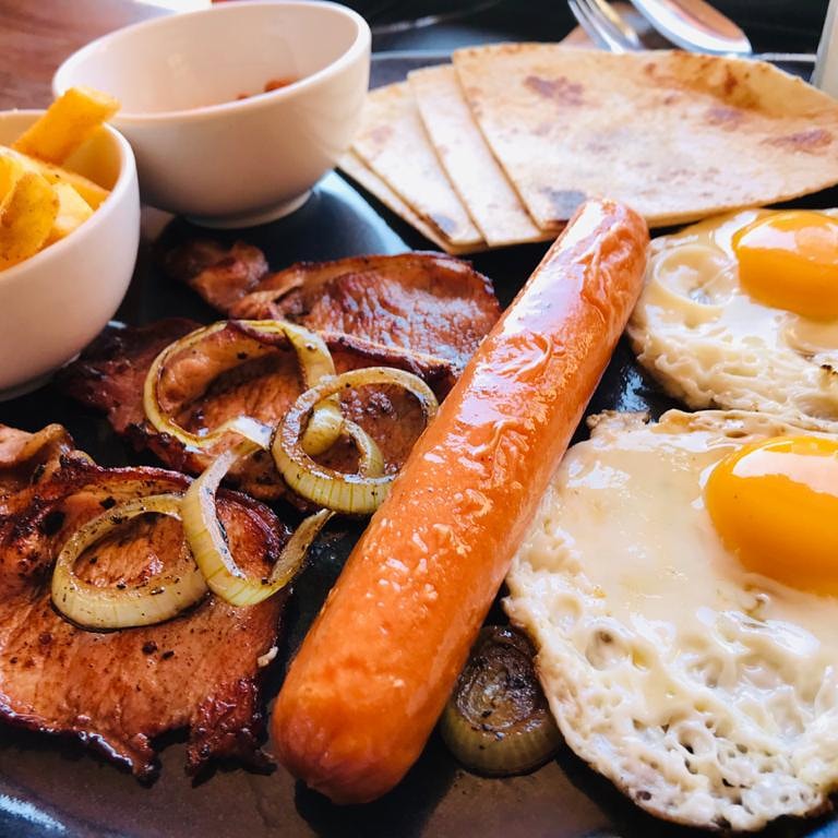 TMinaonline's tweet photo. Kasi Budget Breakfast || R30
Order at https://t.co/P7TWoTMMHx
Delivery || R30 local #breakfastmiracle
#Foodie https://t.co/c2API48wih