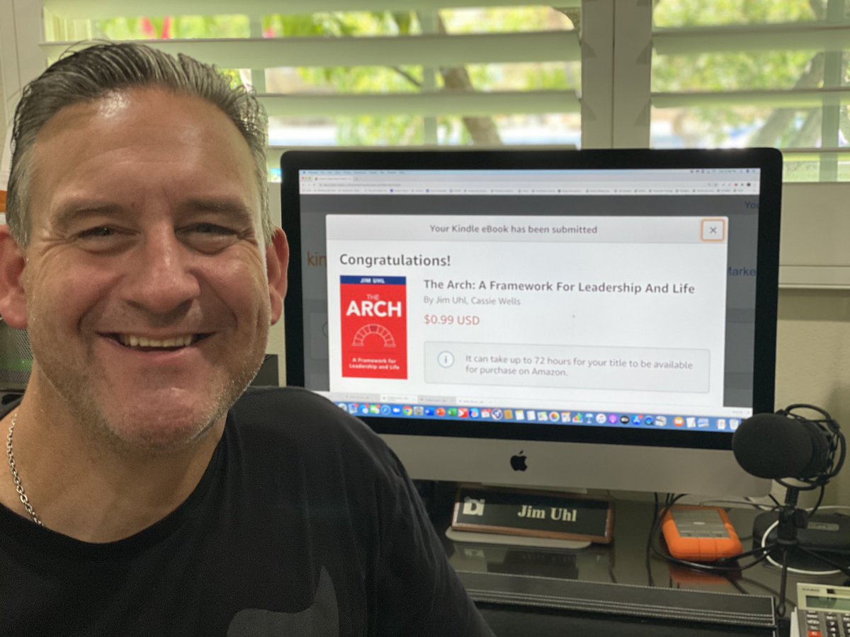 breakthechain73's tweet photo. It’s not every day you publish a book - but today happens to be that day - And it makes me Smile!
https://t.co/5ix41bmbU8 #Blessed #TheArch #BreakingTheChainConsulting #LeadHealthyHumanAndStrong #EmployeeEngagement #OrganizationalHealth #StrengthsBasedLeadership #Grace #Mercy https://t.co/kqbHfVQPYP