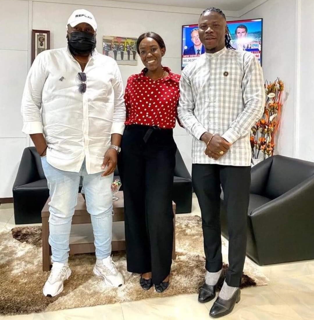 McBash5's tweet photo. The bad blood is over, unity is the name currently. Sarkodie have forgiven Stonebwoy and so must the fans follow, Sarknation to the world. 
#Sarknation
#Ruralblogger https://t.co/TxRJCkiIdi