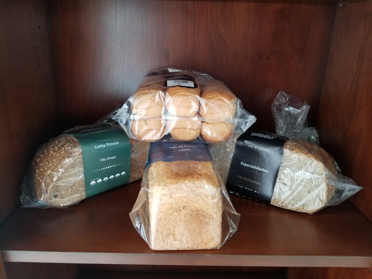  @App_Kubinga  @TUPUCA_LDA &  #Mamboo all have grocery delivery options. But this time from  @ogarcomEntregas we made breakfast from fresh local products, to include a variety of bread optionsWith still under only 2 dozen motoboys in Luanda area,  @ogarcomEntregas gets the job done