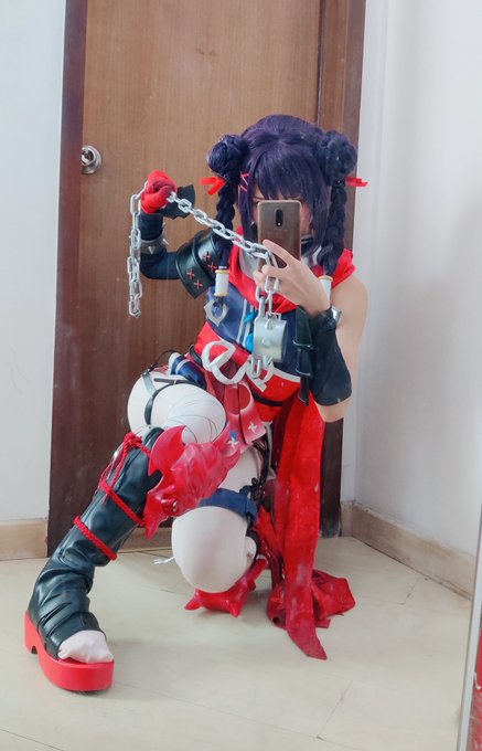 Twitterのコスプレ画像2