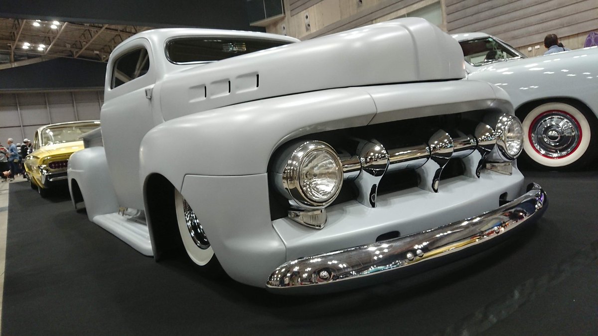 きよらん 僕もバイクは全然分かりません 笑 とりあえず長瀬智也のバイクだけ見てます 笑 車のが見たいですよね 去年なんか意味不明な便所カーありましたけどww