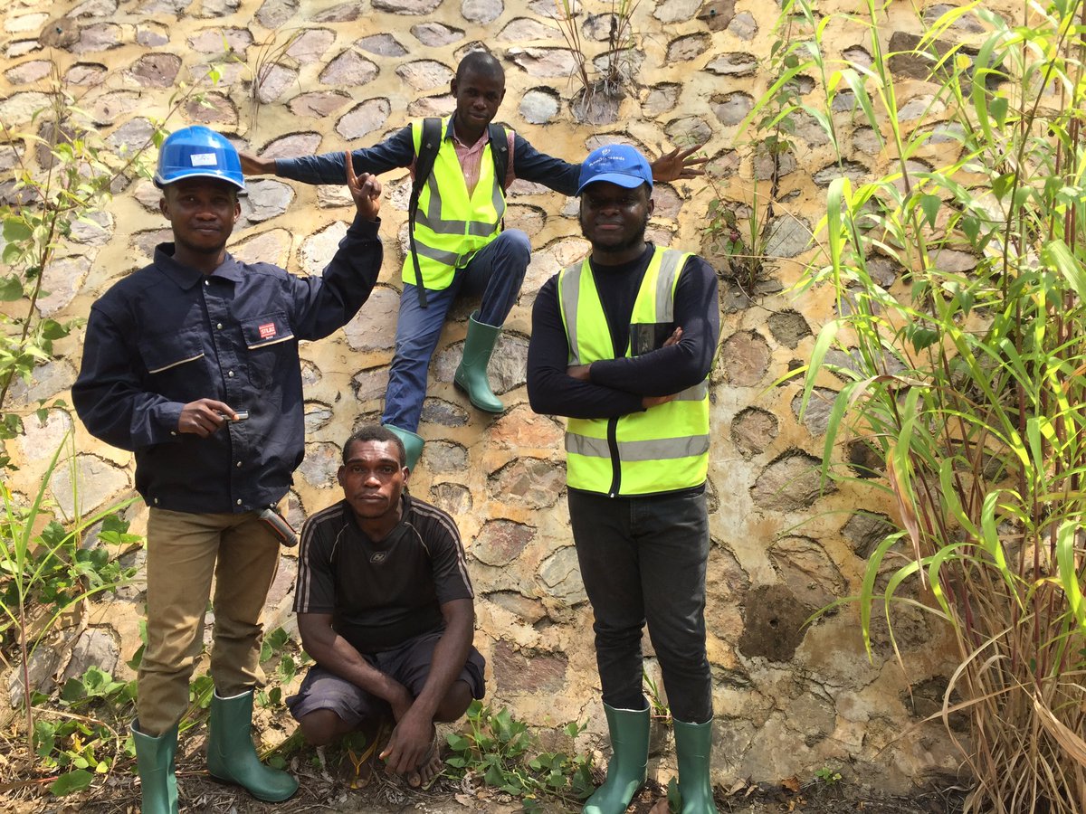 Congolese geologists working on the Precambrian-Archean formations of the Chaillu Mountains (Congo Craton) #blackinstem #BlackInGeoscience