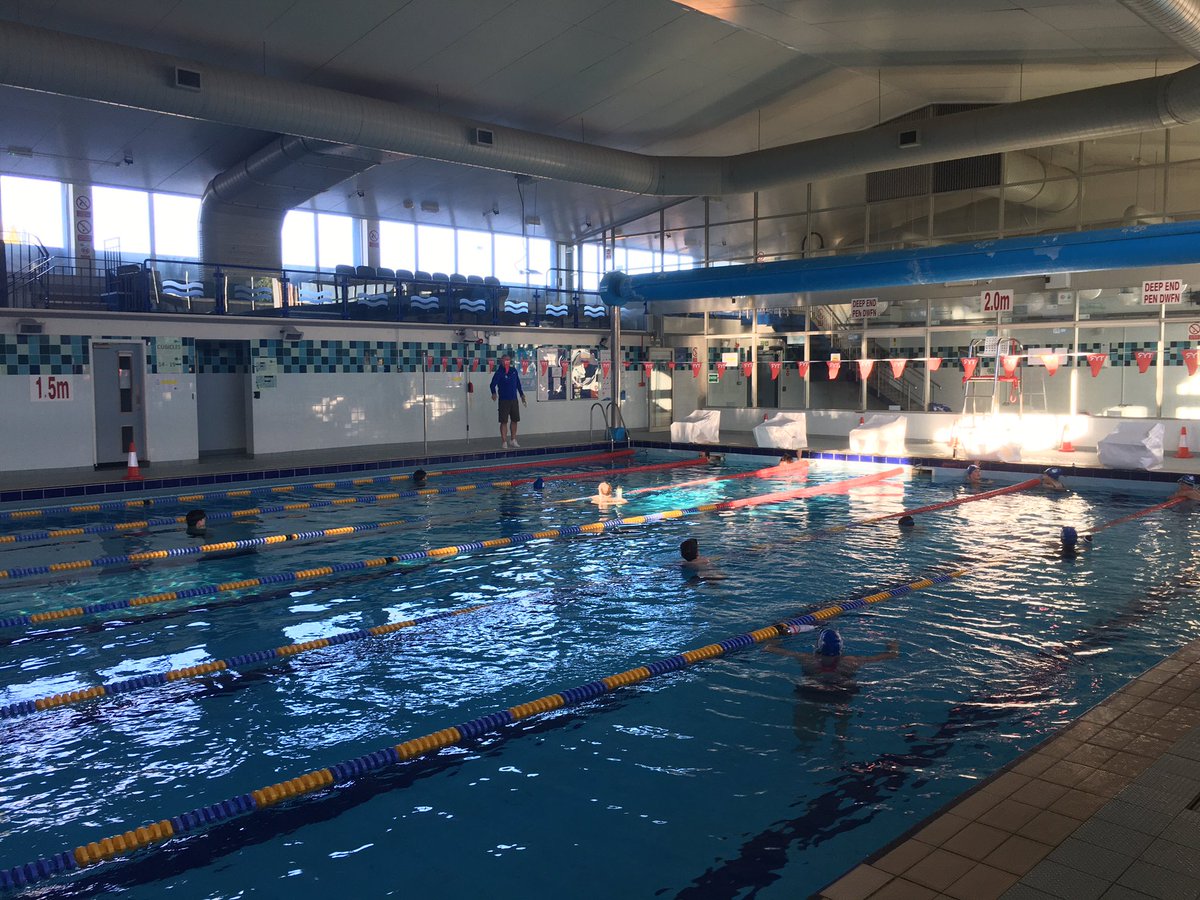 Another session under our belts last night. Slightly different poolside change process for the swimmers, to assist @CambrianAquatics bring in the sub-aqua club for their first session. The kids were brilliant and great to see them back enjoying themselves. #adaptable #teamwork