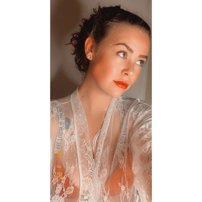 Hi, late night Twitter 🥰😈  #OF #Mood   https://t.co/ezAxcWCJ8s https://t.co/BF8HqZppp9<a href="/tag/of"class="tags">#OF</a><a href="/tag/mood"class="tags">#Mood</a>