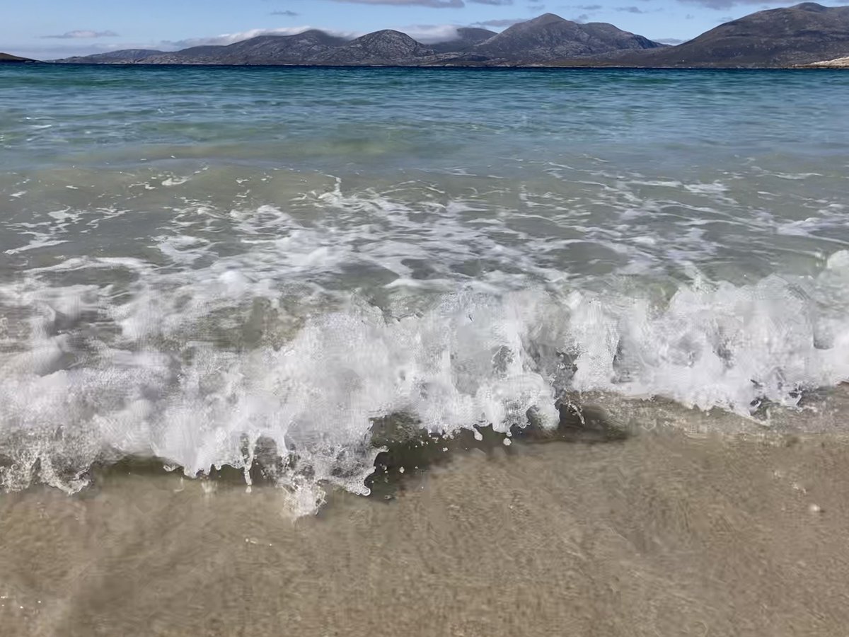 Tha sinn air ais agus a leantainn nan riaghailtean 🎉💚 We are back and following the industry and Government guidelines (sadly the weather is not, so here is a photo taken yesterday) Thoir an aire air cach a cheile/Stay safe 💚👍 #Heb360 #COVID19 <a href="/OuterHebs/">Visit Outer Hebrides</a> <a href="/VisitScotland/">VisitScotland</a>