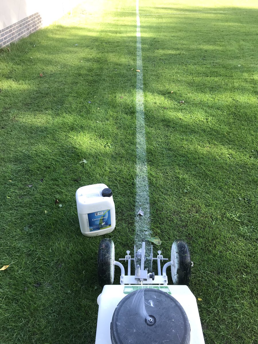 CarelFourie015's tweet photo. Excellent morning for it @OadbyTown_FC ☀️👌🏻🌱🦠🧪⚽️#laserlines➖ @HeadlandAmenity @rigbytaylor @ucl @TurfMatters @leicsfa https://t.co/rLO4J4CUde