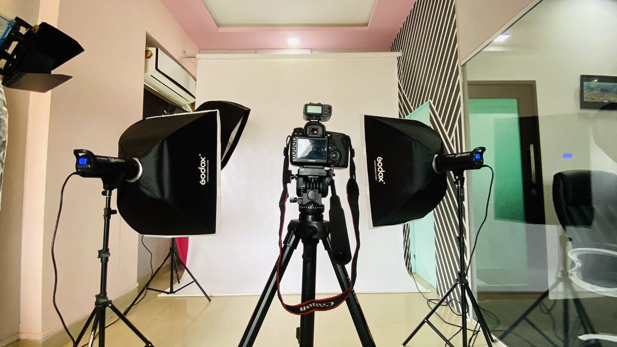 ThevarSupriya's tweet photo. ZEST IN STUDIOS AT ANDHERI WEST  COMPELTE PHOTOGRAPHY AND BRANDING SOLUTIONS #ZESTIN https://t.co/LKr0BCeMki