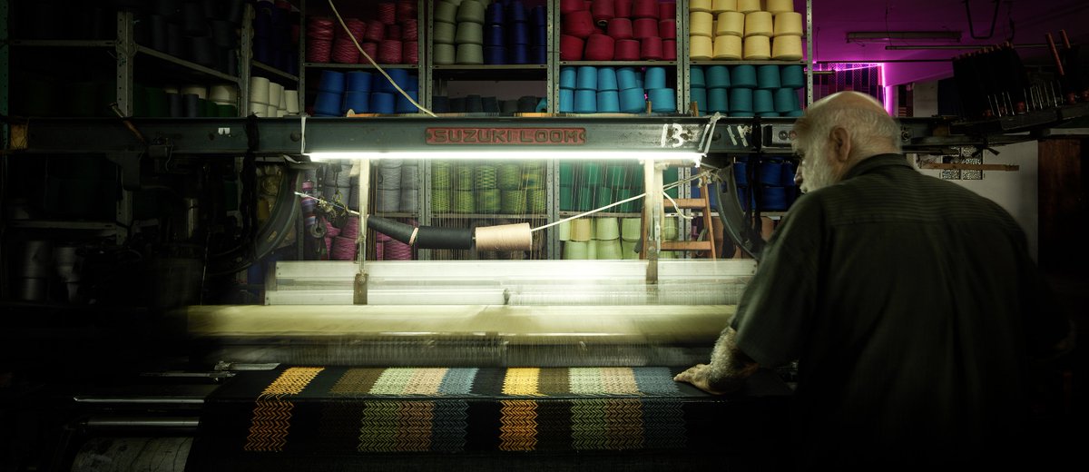 Al Safar Project (@alsafarproject) on Twitter photo PALESTINE ๐ต๐ธ
The last traditional keffiyeh factory in Palestine and its owner Mr. Izzat who has mastered this know-how to perfection for 40 years.
๐ธ The Herbawi Textile Factory, Hebron, West Bank, 2018
ยฉ Yan Bighetti de Flogny / <a href="/miskartinst/">Misk Art Institute | ู
ุนูุฏ ู
ุณู ูููููู</a> PALESTINE ๐ต๐ธ
The last traditional keffiyeh factory in Palestine and its owner Mr. Izzat who has mastered this know-how to perfection for 40 years.
๐ธ The Herbawi Textile Factory, Hebron, West Bank, 2018
ยฉ Yan Bighetti de Flogny / <a href="/miskartinst/">Misk Art Institute | ู
ุนูุฏ ู
ุณู ูููููู</a>