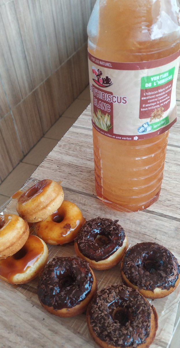 hourissnackssw1's tweet photo. Bonjour la #teamHouris 
Les packs en collaboration avec @LaRoselleOff sont immédiatement disponibles ! N'hésitez pas à nous contacter directement via WhatsApp au 61912906 pour avoir le vôtre ou cliquez sur ce lien 
https://t.co/GZS8beHEd4 pour voir notre catalogue et nos prix https://t.co/rzDQuvW8Yj