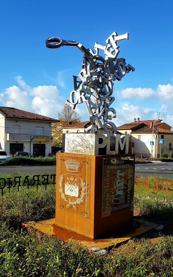PremioPlm's tweet photo. IL PLM è un'opera d'arte‼️

Grazie alla Fondazione Pomara Scibetta il Premio Letterario Massarosa nelle ultime edizioni ha un simbolo che lo rappresenta

➡️ Si tratta dell'opera "Libero" realizzata da Emiliano Filippi. La riproduzione viene consegnata ogni anno al vincitore. https://t.co/TC55xNkP5D