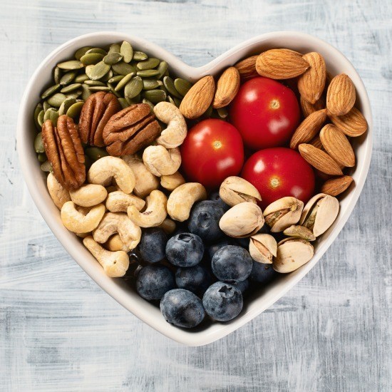 ReadyNutrition's tweet photo. Believe it or not, there are foods you can eat that have shown to have stress-reducing properties. Check out 19 of these natural stress relievers!

#ReadyNutrition #Stress #HealthyLiving #FoodasMedicine https://t.co/WLvYUDX5gR https://t.co/bwrJFGYdx1