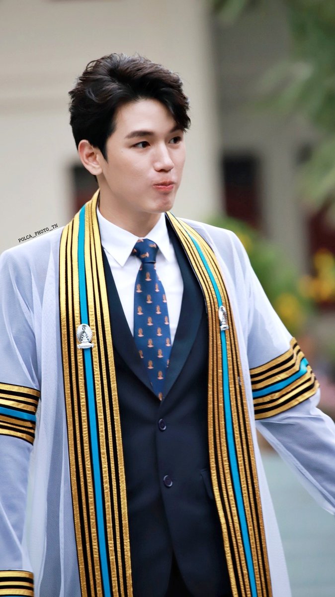 Newwie graduate.-- a thread