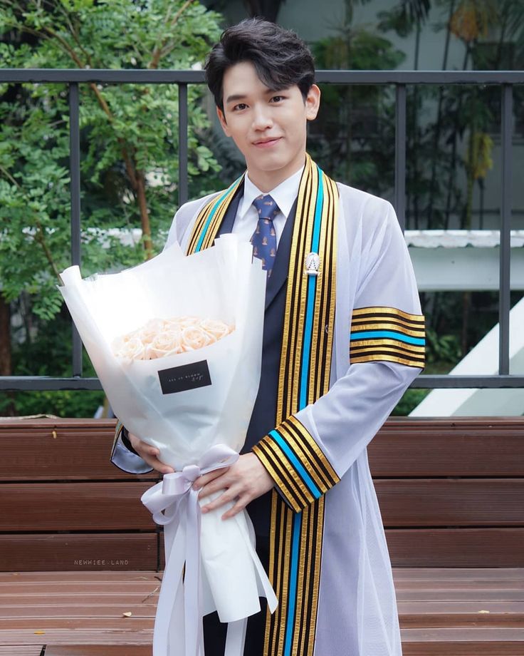 Newwie graduate.-- a thread